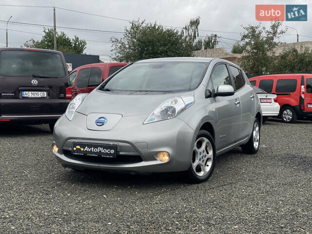 Серый Ниссан Лиф, объемом двигателя 0 л и пробегом 106 тыс. км за 8500 $, фото 3 на Automoto.ua