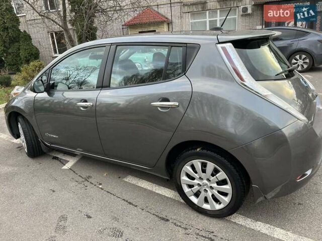 Сірий Ніссан Ліф, об'ємом двигуна 0 л та пробігом 100 тис. км за 7500 $, фото 3 на Automoto.ua