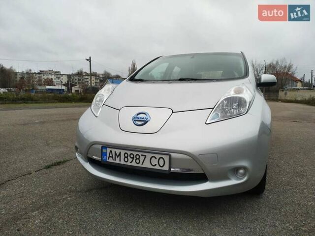 Серый Ниссан Лиф, объемом двигателя 0 л и пробегом 55 тыс. км за 6900 $, фото 1 на Automoto.ua