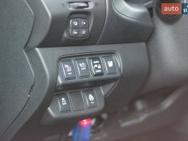 Серый Ниссан Лиф, объемом двигателя 0 л и пробегом 88 тыс. км за 8700 $, фото 31 на Automoto.ua