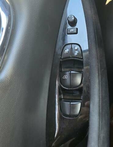 Серый Ниссан Лиф, объемом двигателя 0 л и пробегом 108 тыс. км за 8700 $, фото 16 на Automoto.ua