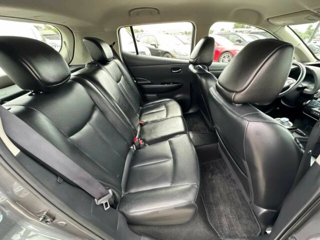 Серый Ниссан Лиф, объемом двигателя 0 л и пробегом 50 тыс. км за 4500 $, фото 11 на Automoto.ua