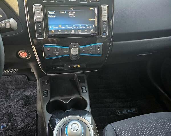 Сірий Ніссан Ліф, об'ємом двигуна 0 л та пробігом 54 тис. км за 8400 $, фото 13 на Automoto.ua
