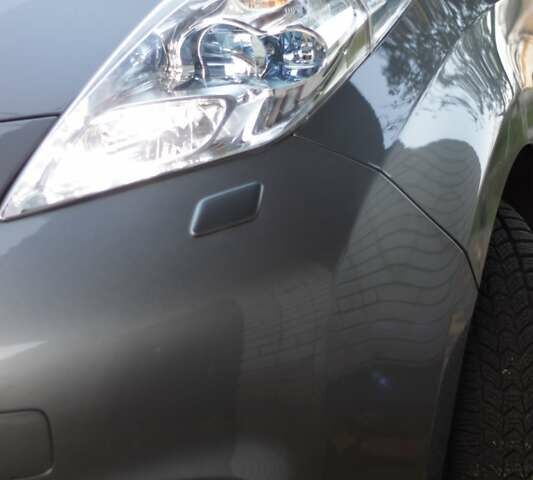 Серый Ниссан Лиф, объемом двигателя 0 л и пробегом 88 тыс. км за 8700 $, фото 20 на Automoto.ua