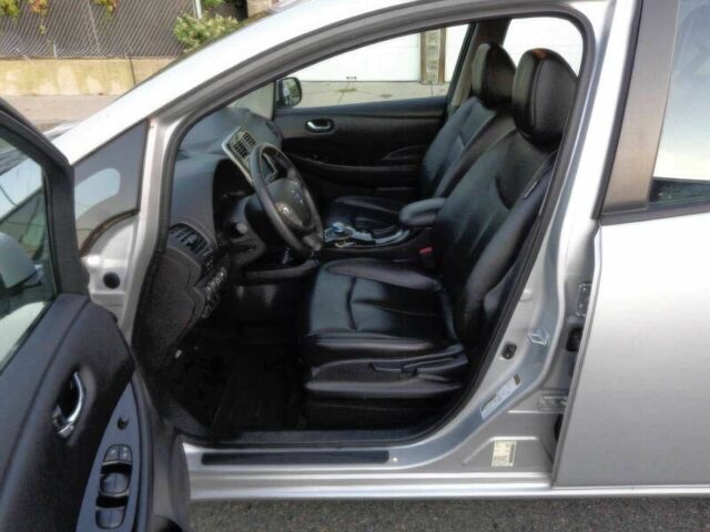 Серый Ниссан Лиф, объемом двигателя 0 л и пробегом 50 тыс. км за 6500 $, фото 8 на Automoto.ua