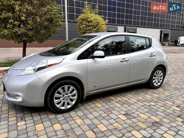 Серый Ниссан Лиф, объемом двигателя 0 л и пробегом 107 тыс. км за 7100 $, фото 6 на Automoto.ua