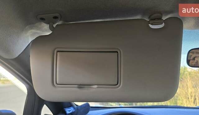 Серый Ниссан Лиф, объемом двигателя 0 л и пробегом 108 тыс. км за 8700 $, фото 19 на Automoto.ua