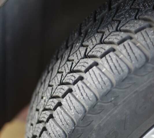 Серый Ниссан Лиф, объемом двигателя 0 л и пробегом 88 тыс. км за 8700 $, фото 22 на Automoto.ua