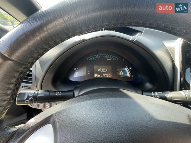 Серый Ниссан Лиф, объемом двигателя 0 л и пробегом 83 тыс. км за 7800 $, фото 15 на Automoto.ua