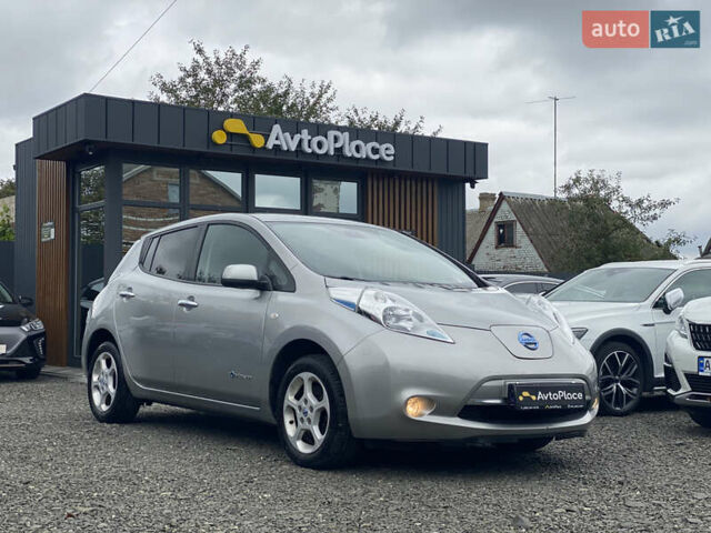 Серый Ниссан Лиф, объемом двигателя 0 л и пробегом 106 тыс. км за 8500 $, фото 5 на Automoto.ua