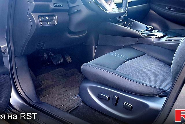 Серый Ниссан Лиф, объемом двигателя 0 л и пробегом 65 тыс. км за 12999 $, фото 8 на Automoto.ua