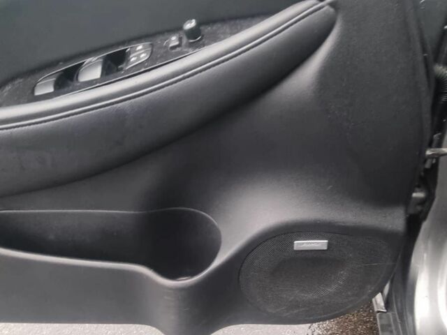 Серый Ниссан Лиф, объемом двигателя 0 л и пробегом 130 тыс. км за 8000 $, фото 4 на Automoto.ua