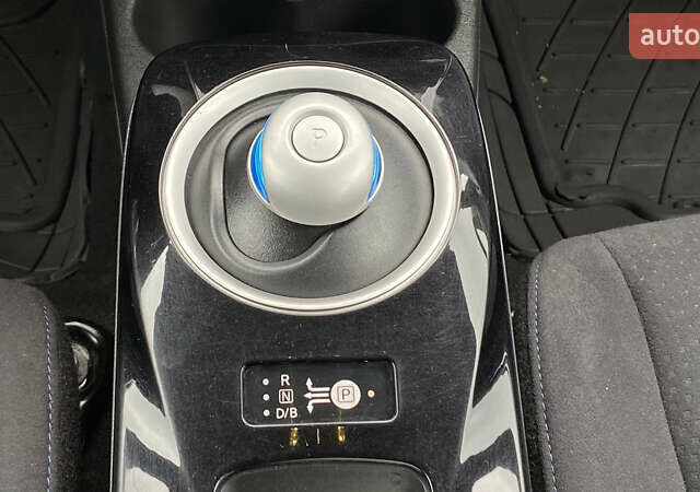 Серый Ниссан Лиф, объемом двигателя 0 л и пробегом 106 тыс. км за 8500 $, фото 38 на Automoto.ua