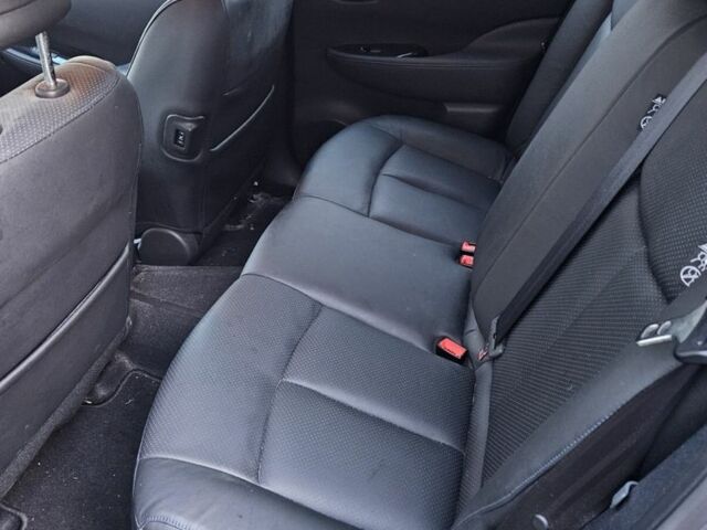 Серый Ниссан Лиф, объемом двигателя 0 л и пробегом 100 тыс. км за 6800 $, фото 10 на Automoto.ua