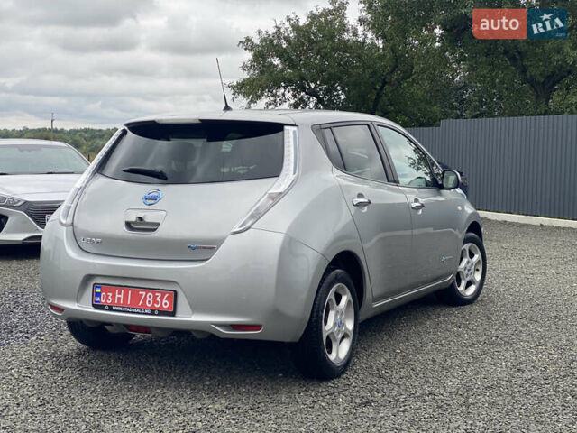 Серый Ниссан Лиф, объемом двигателя 0 л и пробегом 106 тыс. км за 8500 $, фото 63 на Automoto.ua