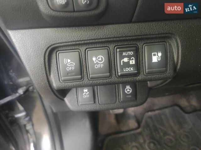 Серый Ниссан Лиф, объемом двигателя 0 л и пробегом 54 тыс. км за 9999 $, фото 41 на Automoto.ua