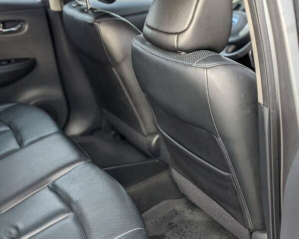 Сірий Ніссан Ліф, об'ємом двигуна 0 л та пробігом 86 тис. км за 8500 $, фото 26 на Automoto.ua
