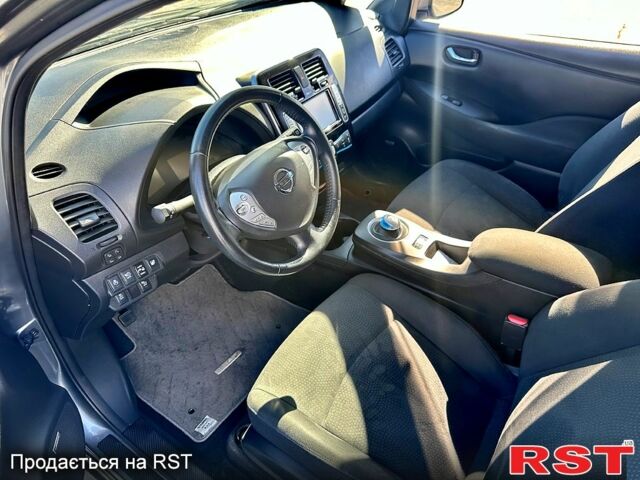 Сірий Ніссан Ліф, об'ємом двигуна 80 л та пробігом 95 тис. км за 9000 $, фото 8 на Automoto.ua