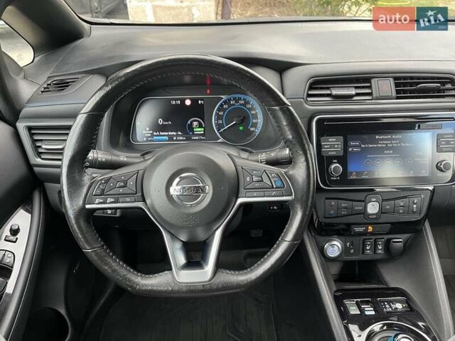 Сірий Ніссан Ліф, об'ємом двигуна 0 л та пробігом 144 тис. км за 12699 $, фото 27 на Automoto.ua