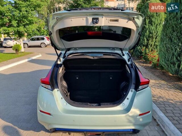 Сірий Ніссан Ліф, об'ємом двигуна 0 л та пробігом 173 тис. км за 10850 $, фото 11 на Automoto.ua