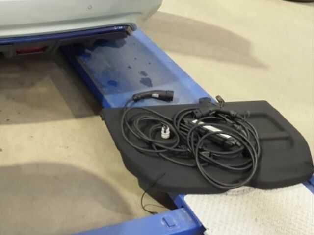 Серый Ниссан Лиф, объемом двигателя 0 л и пробегом 77 тыс. км за 11700 $, фото 22 на Automoto.ua