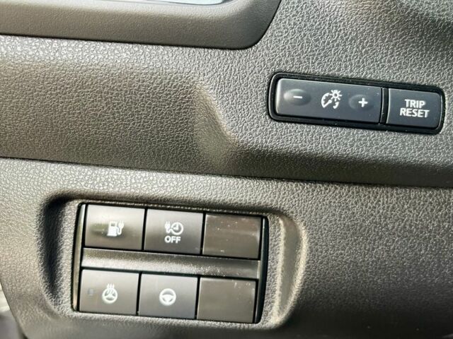 Серый Ниссан Лиф, объемом двигателя 0 л и пробегом 164 тыс. км за 10900 $, фото 10 на Automoto.ua