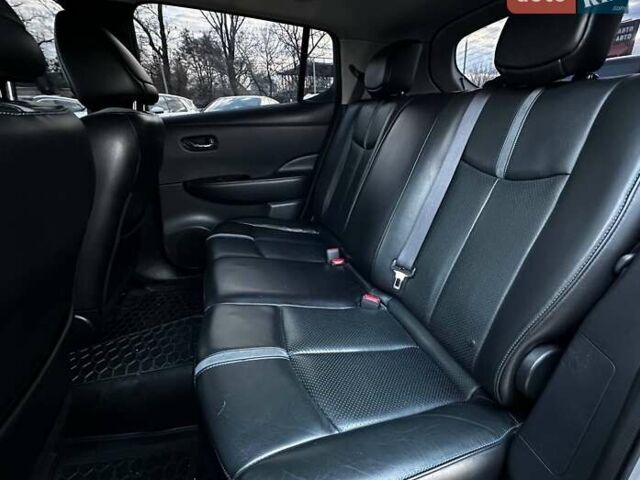 Серый Ниссан Лиф, объемом двигателя 0 л и пробегом 69 тыс. км за 15800 $, фото 13 на Automoto.ua