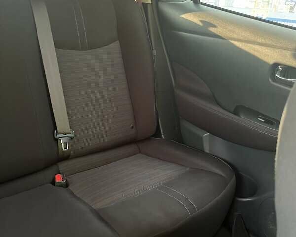 Сірий Ніссан Ліф, об'ємом двигуна 0 л та пробігом 82 тис. км за 14300 $, фото 18 на Automoto.ua