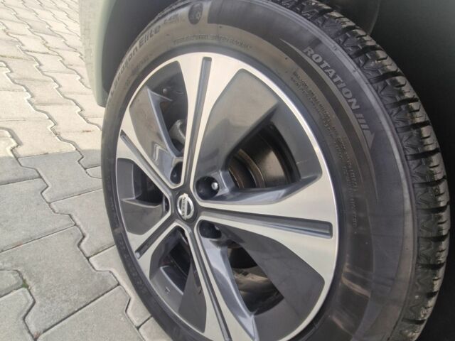 Сірий Ніссан Ліф, об'ємом двигуна 0 л та пробігом 115 тис. км за 11500 $, фото 22 на Automoto.ua