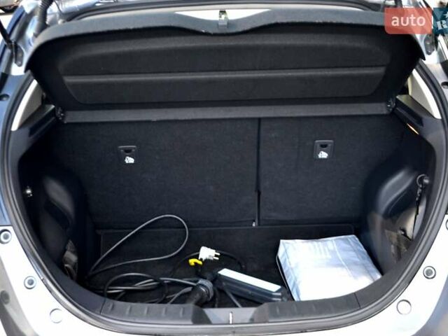 Сірий Ніссан Ліф, об'ємом двигуна 0 л та пробігом 119 тис. км за 12300 $, фото 163 на Automoto.ua