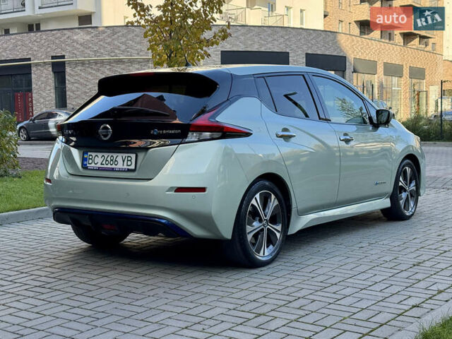 Серый Ниссан Лиф, объемом двигателя 0 л и пробегом 125 тыс. км за 12400 $, фото 4 на Automoto.ua