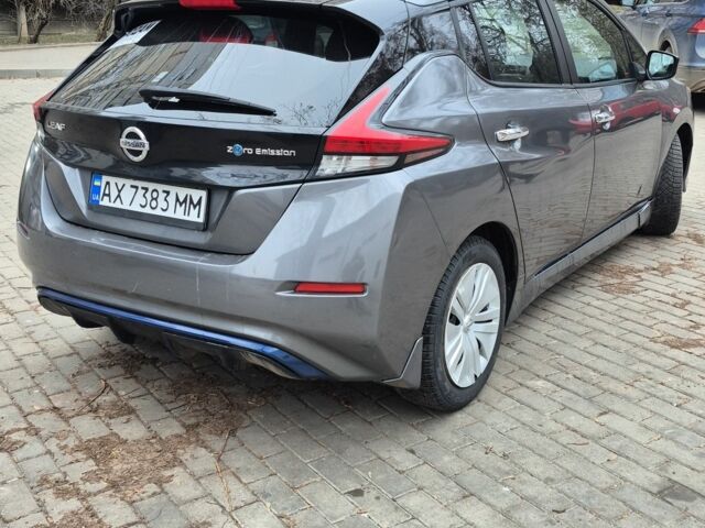 Серый Ниссан Лиф, объемом двигателя 0 л и пробегом 150 тыс. км за 11300 $, фото 3 на Automoto.ua