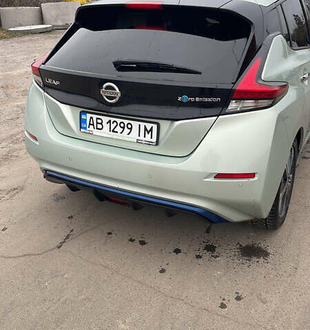 Серый Ниссан Лиф, объемом двигателя 0 л и пробегом 120 тыс. км за 12500 $, фото 3 на Automoto.ua