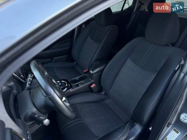 Серый Ниссан Лиф, объемом двигателя 0 л и пробегом 160 тыс. км за 11999 $, фото 11 на Automoto.ua