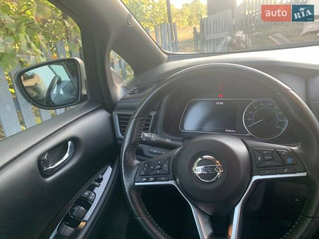 Серый Ниссан Лиф, объемом двигателя 0 л и пробегом 103 тыс. км за 13900 $, фото 2 на Automoto.ua