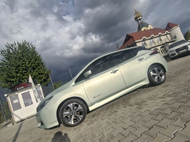 Сірий Ніссан Ліф, об'ємом двигуна 0 л та пробігом 115 тис. км за 11500 $, фото 11 на Automoto.ua