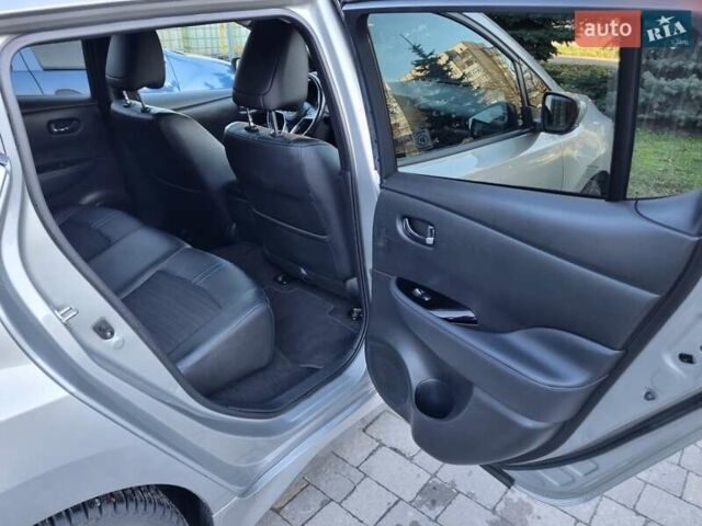 Сірий Ніссан Ліф, об'ємом двигуна 0 л та пробігом 95 тис. км за 13100 $, фото 33 на Automoto.ua