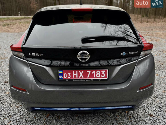 Серый Ниссан Лиф, объемом двигателя 0 л и пробегом 130 тыс. км за 11999 $, фото 11 на Automoto.ua