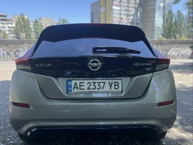 Сірий Ніссан Ліф, об'ємом двигуна 0 л та пробігом 89 тис. км за 13300 $, фото 3 на Automoto.ua