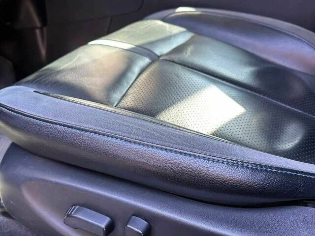 Серый Ниссан Лиф, объемом двигателя 0 л и пробегом 90 тыс. км за 13200 $, фото 7 на Automoto.ua