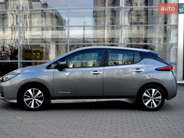 Сірий Ніссан Ліф, об'ємом двигуна 0 л та пробігом 119 тис. км за 12300 $, фото 75 на Automoto.ua