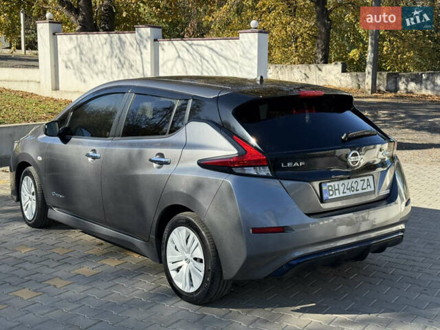 Сірий Ніссан Ліф, об'ємом двигуна 0 л та пробігом 88 тис. км за 11900 $, фото 5 на Automoto.ua