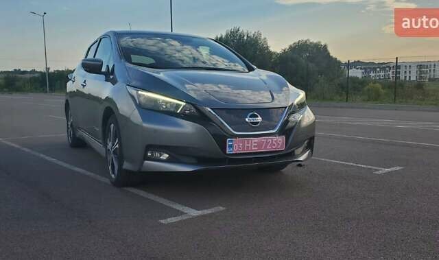 Серый Ниссан Лиф, объемом двигателя 0 л и пробегом 175 тыс. км за 12100 $, фото 15 на Automoto.ua