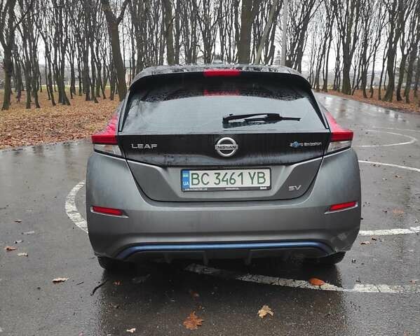 Серый Ниссан Лиф, объемом двигателя 0 л и пробегом 126 тыс. км за 12200 $, фото 6 на Automoto.ua