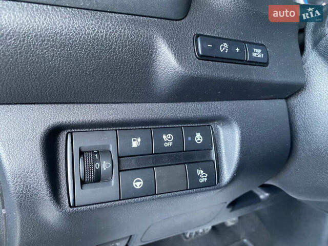 Серый Ниссан Лиф, объемом двигателя 0 л и пробегом 43 тыс. км за 12999 $, фото 17 на Automoto.ua