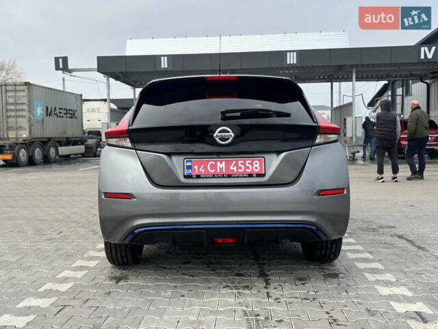 Сірий Ніссан Ліф, об'ємом двигуна 0 л та пробігом 152 тис. км за 11950 $, фото 5 на Automoto.ua