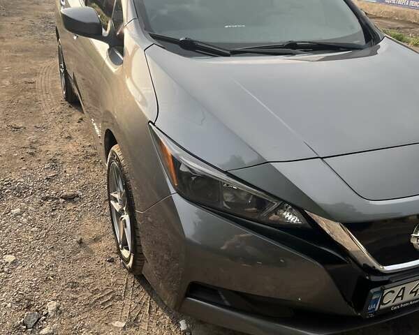 Сірий Ніссан Ліф, об'ємом двигуна 0 л та пробігом 82 тис. км за 14300 $, фото 21 на Automoto.ua
