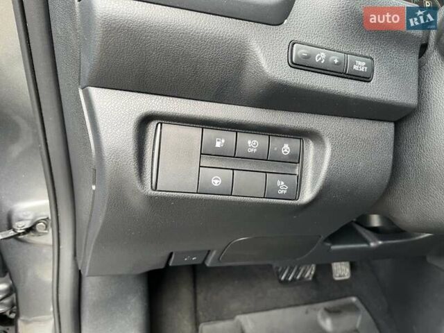 Сірий Ніссан Ліф, об'ємом двигуна 0 л та пробігом 144 тис. км за 12699 $, фото 26 на Automoto.ua