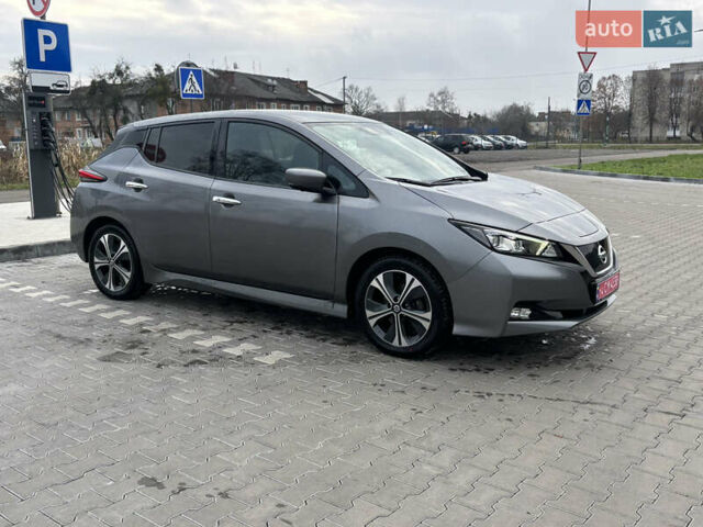 Сірий Ніссан Ліф, об'ємом двигуна 0 л та пробігом 152 тис. км за 11950 $, фото 10 на Automoto.ua