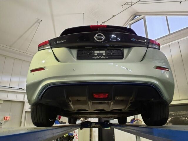 Серый Ниссан Лиф, объемом двигателя 0 л и пробегом 77 тыс. км за 11700 $, фото 12 на Automoto.ua